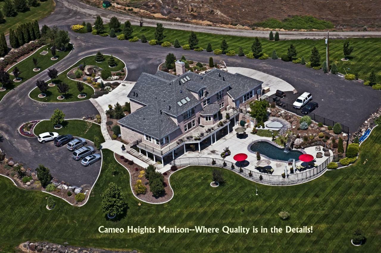 Cameo Heights Mansion And The Vine Fine Dining Restaurant Bed & Breakfast Touchet Bagian luar foto