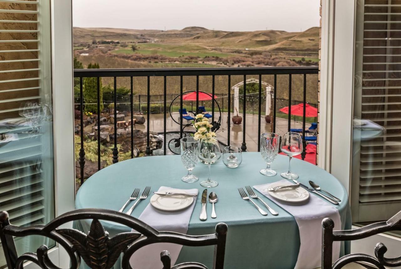 Cameo Heights Mansion And The Vine Fine Dining Restaurant Bed & Breakfast Touchet Bagian luar foto