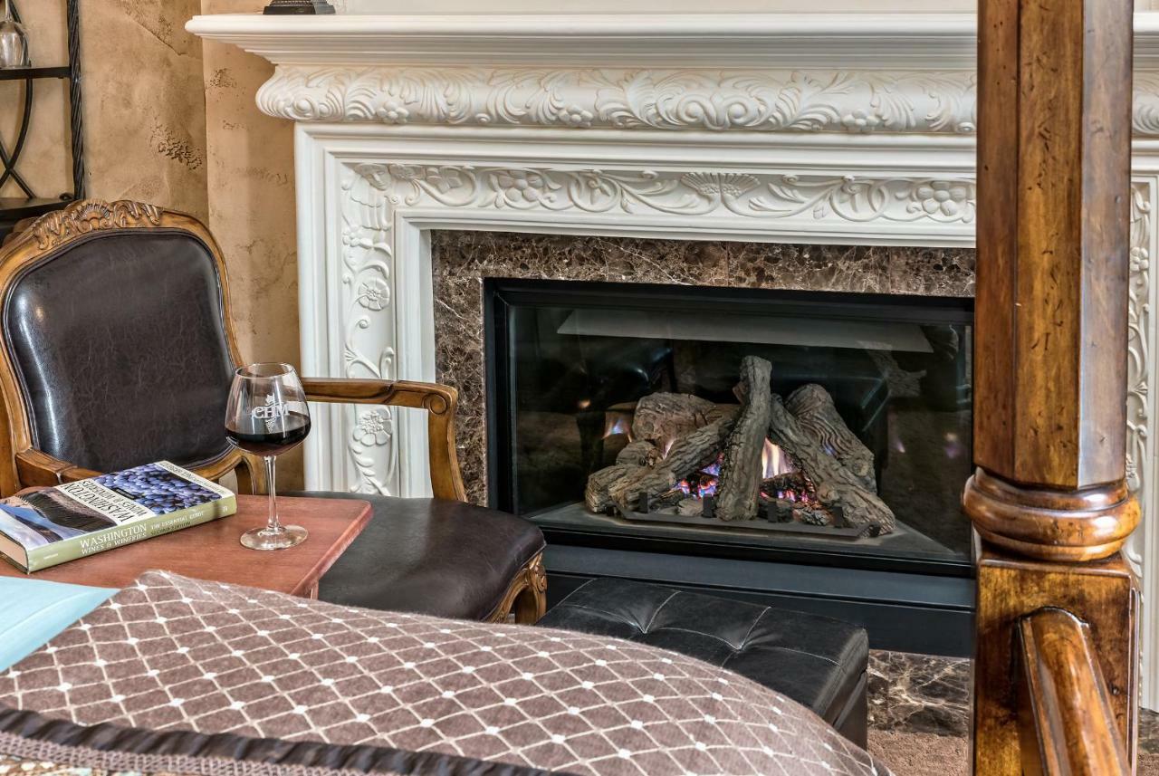 Cameo Heights Mansion And The Vine Fine Dining Restaurant Bed & Breakfast Touchet Bagian luar foto