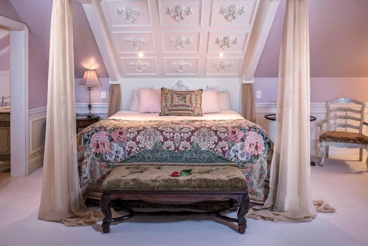 Cameo Heights Mansion And The Vine Fine Dining Restaurant Bed & Breakfast Touchet Bagian luar foto