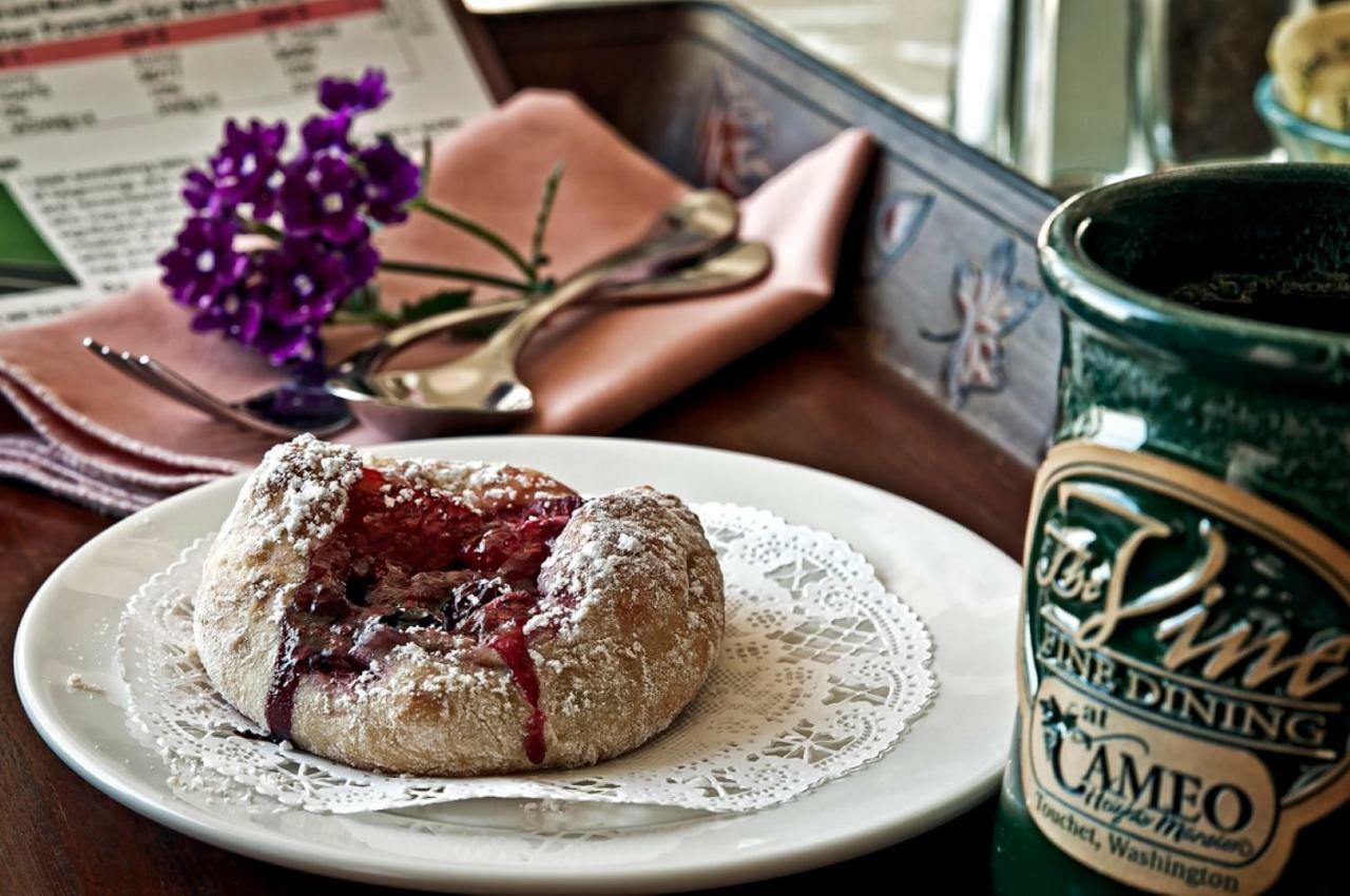 Cameo Heights Mansion And The Vine Fine Dining Restaurant Bed & Breakfast Touchet Bagian luar foto